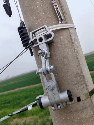 Tratamento térmico do aço inoxidável normalizando a pinça de fixação para a superfície lisa do poste/torre