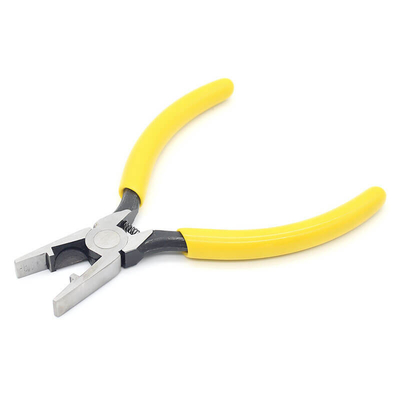 Tipo de corte lateral com alças amarelas