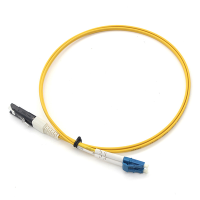 Cordão de parches de fibra óptica de modo único com PVC duplex LC UPC a VF45 para soluções de banda larga de fibra
