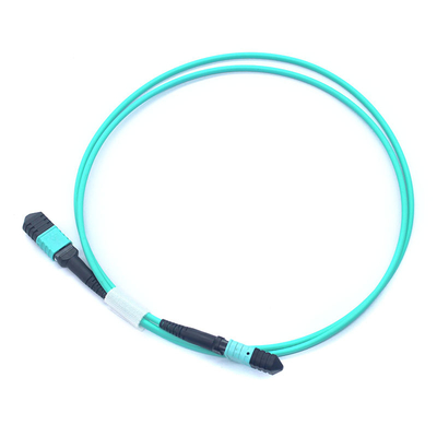 Cordão flexível e durável de fibra óptica com conector MPO para aplicações de rede versáteis