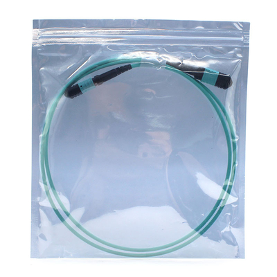 Cordão flexível e durável de fibra óptica com conector MPO para aplicações de rede versáteis