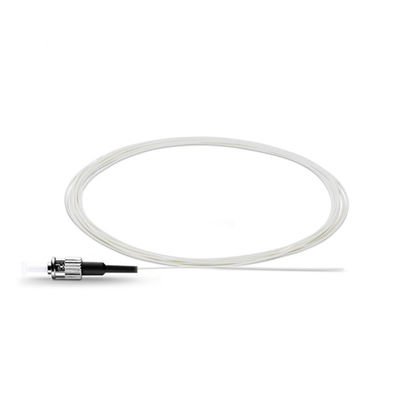 Pigtail de fibra óptica simplex ST/UPC com revestimento LSZH e baixa perda de inserção para terminação confiável